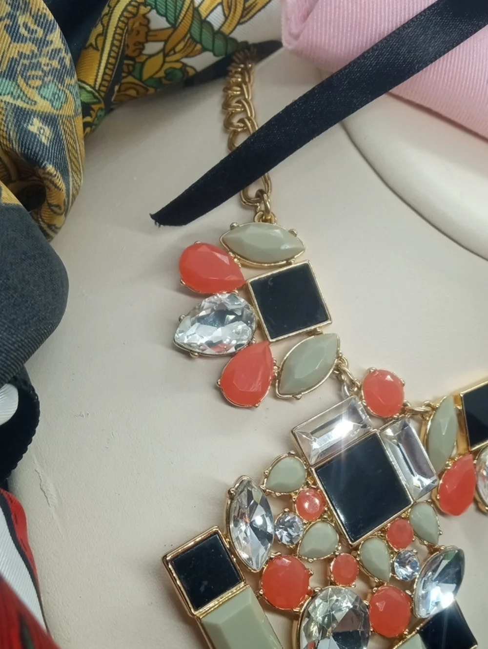 KATE SPADE METROPOLIS MOSAIC NECKLACE - Picture 5 of 9